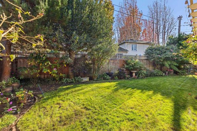 1416 Versailles Ave, Alameda, CA 94501