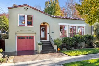 1416 Versailles Ave, Alameda, CA 94501