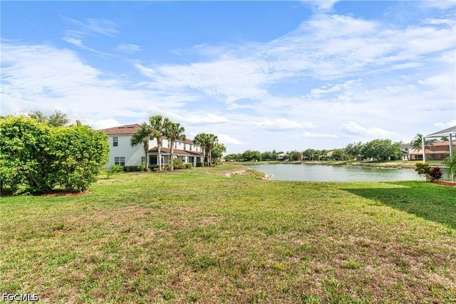 11430 Icarus CIR, Lehigh Acres, FL 33971