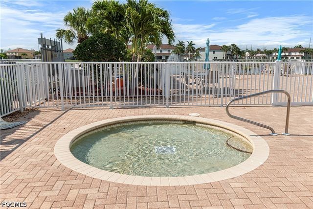 11430 Icarus CIR, Lehigh Acres, FL 33971