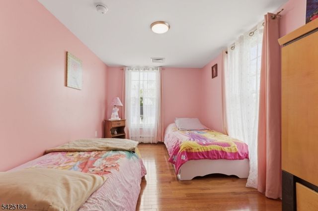 13 New St, Washington Boro, NJ 07882
