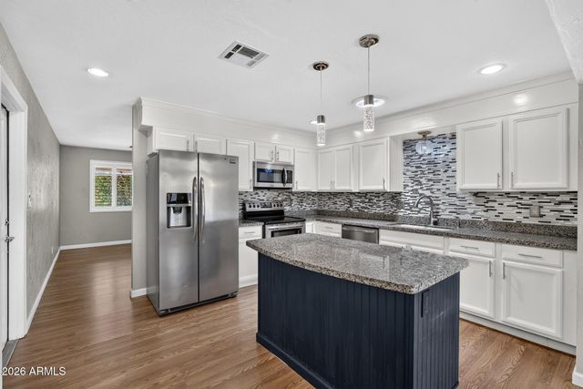2253 W BOSTON Street, Chandler, AZ 85224