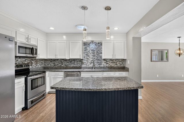 2253 W BOSTON Street, Chandler, AZ 85224