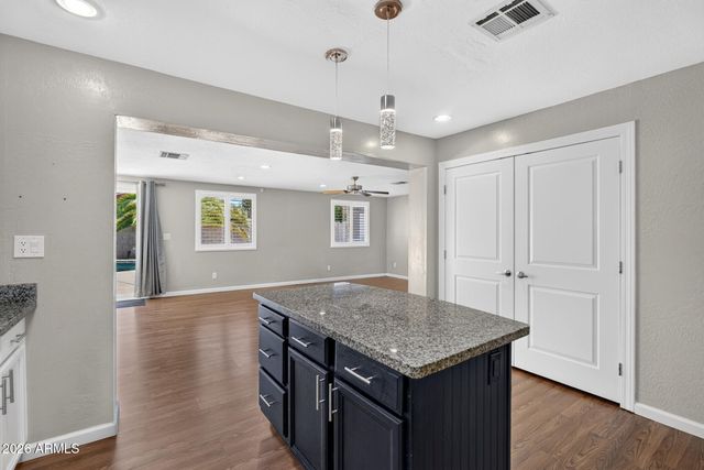 2253 W BOSTON Street, Chandler, AZ 85224
