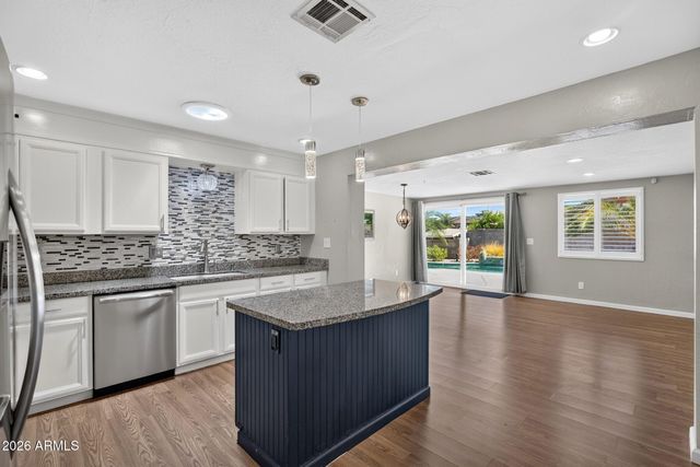 2253 W BOSTON Street, Chandler, AZ 85224