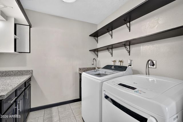 2253 W BOSTON Street, Chandler, AZ 85224