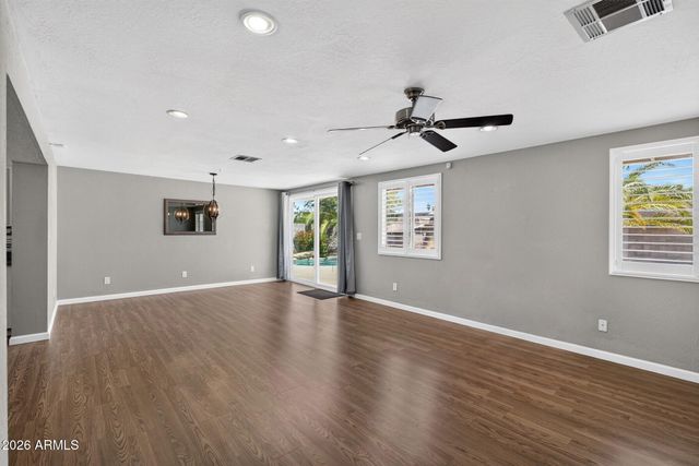 2253 W BOSTON Street, Chandler, AZ 85224