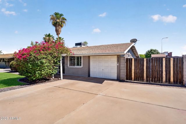 2253 W BOSTON Street, Chandler, AZ 85224