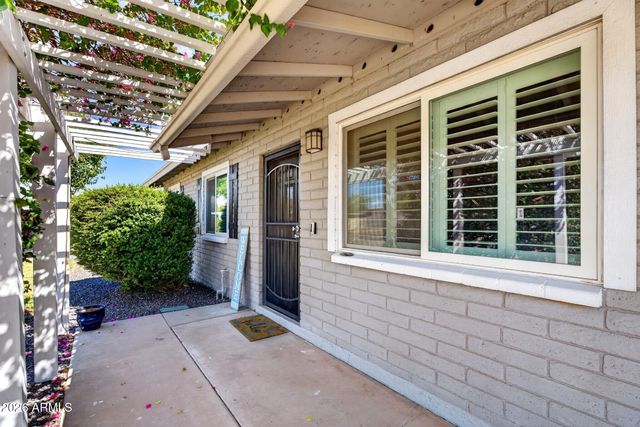 2253 W BOSTON Street, Chandler, AZ 85224
