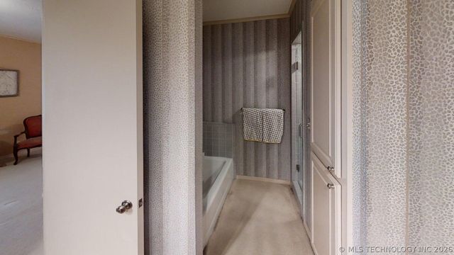 1001 Rockford Court, Ardmore, OK 73401