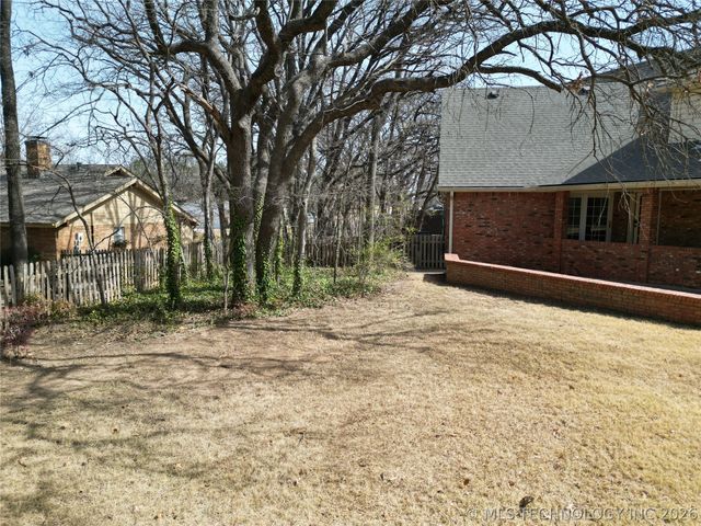 1001 Rockford Court, Ardmore, OK 73401