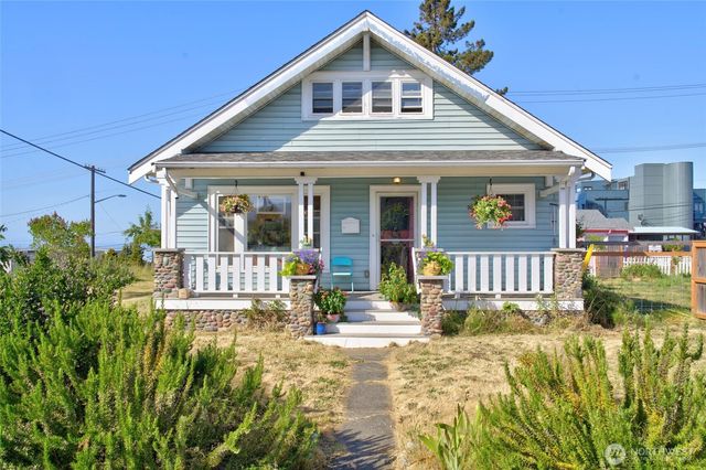 237 W Third Street, Port Angeles, WA 98362