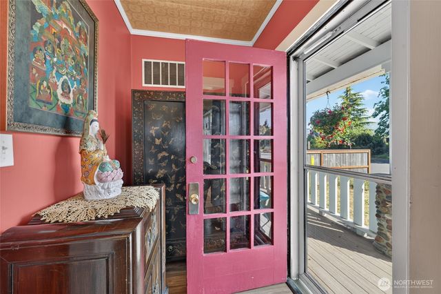 237 W Third Street, Port Angeles, WA 98362