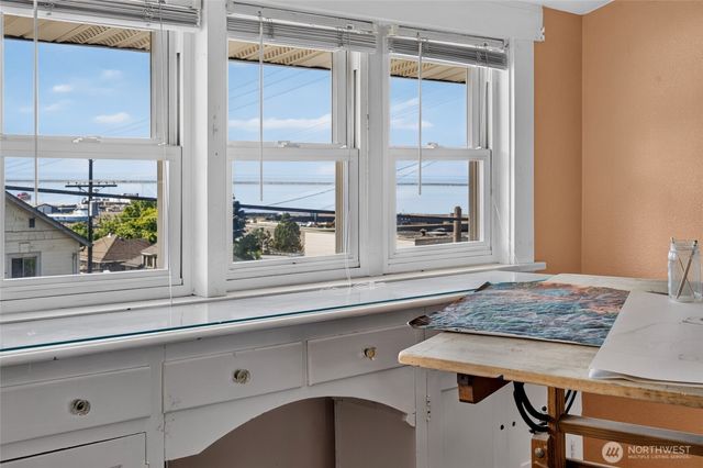 237 W Third Street, Port Angeles, WA 98362