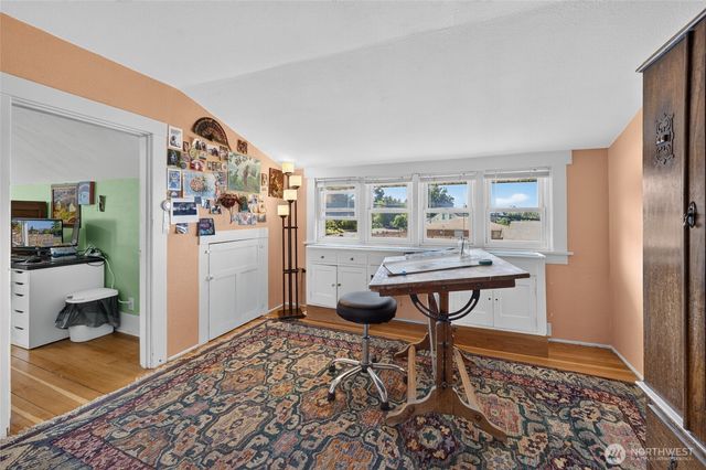 237 W Third Street, Port Angeles, WA 98362