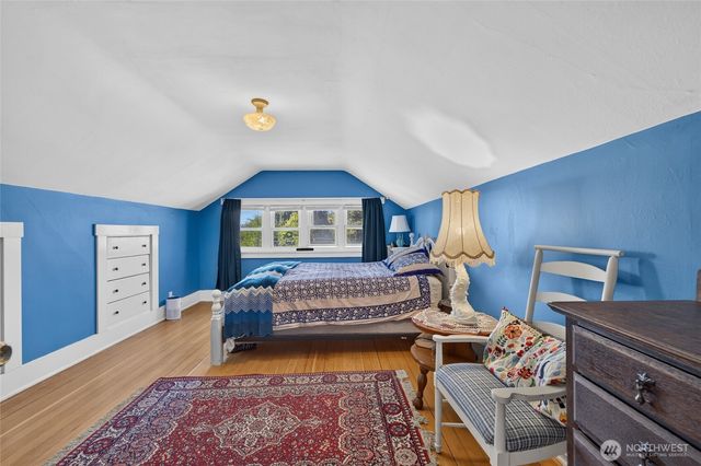 237 W Third Street, Port Angeles, WA 98362