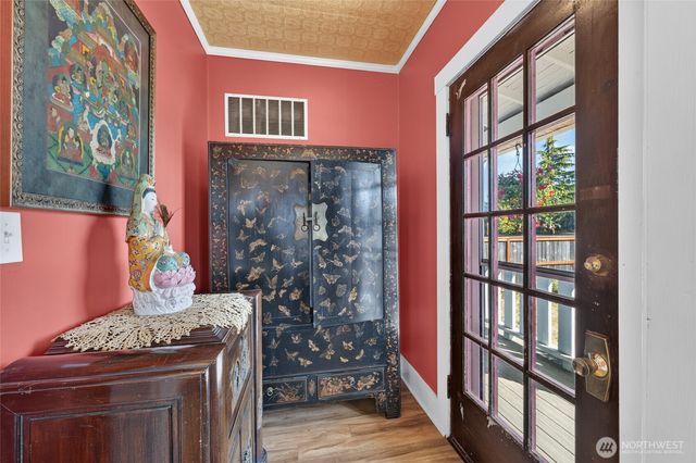 237 W Third Street, Port Angeles, WA 98362