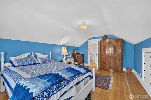 237 W Third Street, Port Angeles, WA 98362