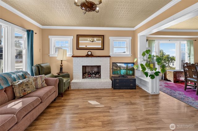 237 W Third Street, Port Angeles, WA 98362