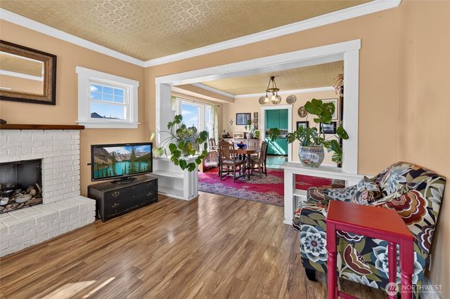 237 W Third Street, Port Angeles, WA 98362
