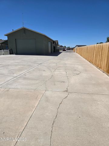 670 Hunter Park Way, Fallon, NV 89406