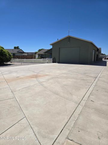 670 Hunter Park Way, Fallon, NV 89406