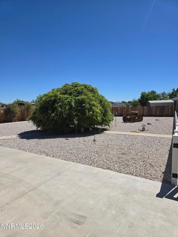 670 Hunter Park Way, Fallon, NV 89406