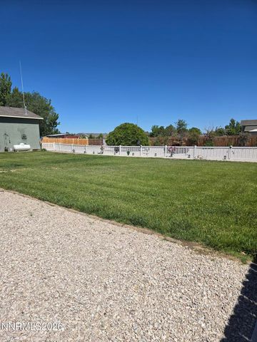670 Hunter Park Way, Fallon, NV 89406