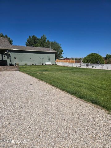 670 Hunter Park Way, Fallon, NV 89406
