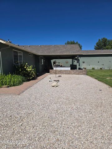 670 Hunter Park Way, Fallon, NV 89406