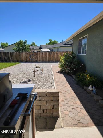 670 Hunter Park Way, Fallon, NV 89406