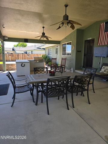 670 Hunter Park Way, Fallon, NV 89406