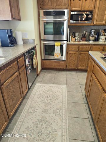 670 Hunter Park Way, Fallon, NV 89406
