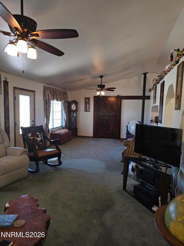 670 Hunter Park Way, Fallon, NV 89406