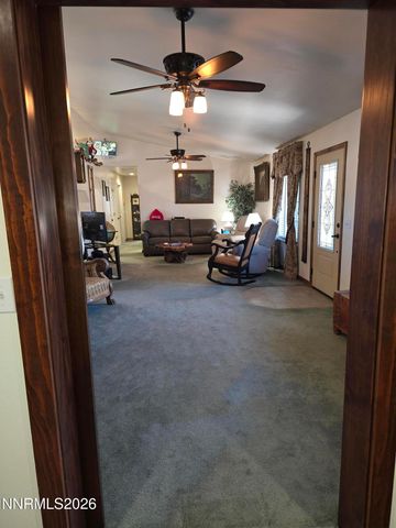 670 Hunter Park Way, Fallon, NV 89406