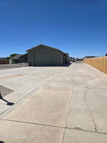 670 Hunter Park Way, Fallon, NV 89406