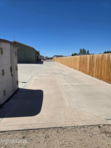 670 Hunter Park Way, Fallon, NV 89406