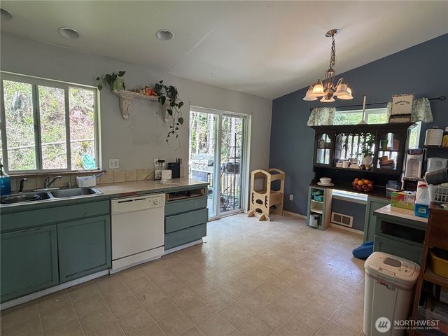 12920 Green Mountain Way, Granite Falls, WA 98252