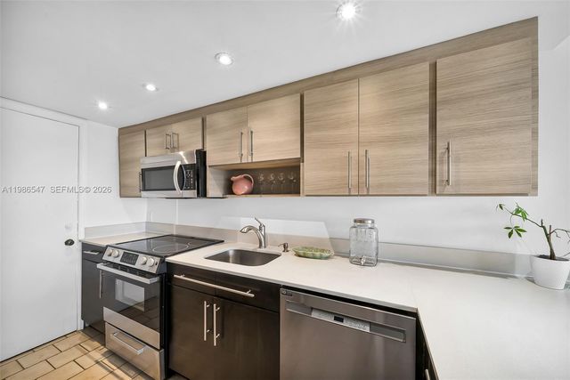 555 Crandon Blvd 53, Key Biscayne, FL 33149