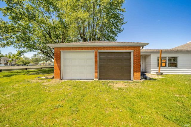 14417 W Wayne Street, Daleville, IN 47334