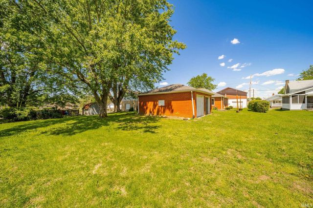 14417 W Wayne Street, Daleville, IN 47334