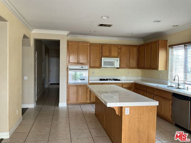 13162 River Oaks Drive, Rancho Cucamonga, CA 91739