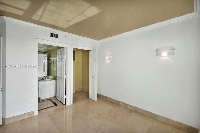 3370 Hidden Bay Drive 2708, Aventura, FL 33180