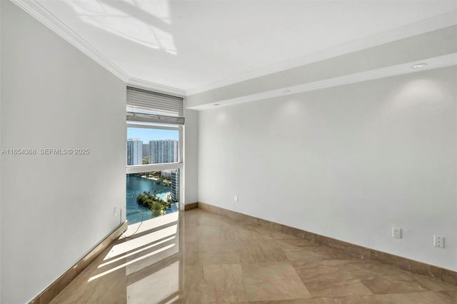 3370 Hidden Bay Drive 2708, Aventura, FL 33180