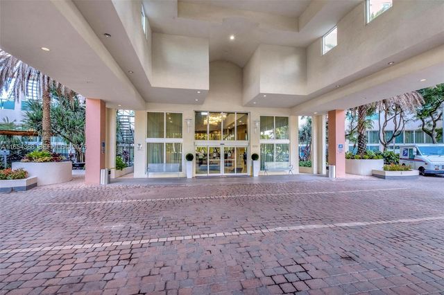3370 Hidden Bay Drive 2708, Aventura, FL 33180