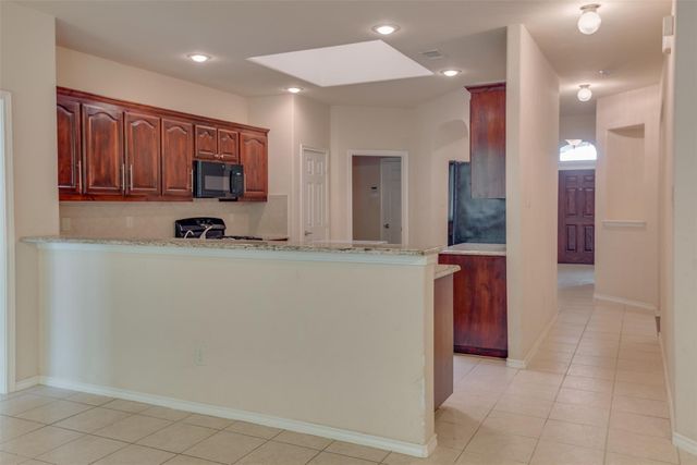 6677 Friendsway Drive, Fort Worth, TX 76137