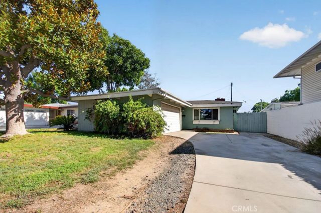 2006 Nutwood Avenue, Fullerton, CA 92831