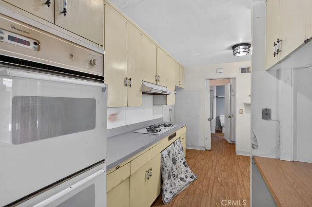 2006 Nutwood Avenue, Fullerton, CA 92831