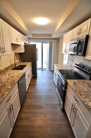 5845 Lake Curve Lane, Brooklyn Center, MN 55429