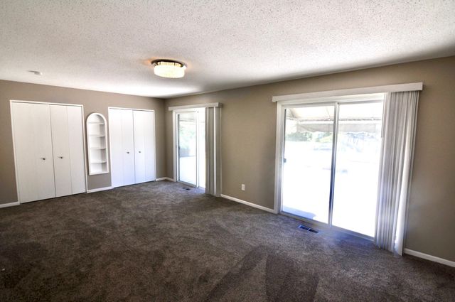 5845 Lake Curve Lane, Brooklyn Center, MN 55429